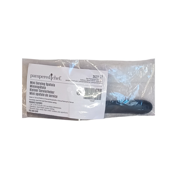NEW Pampered Chef Mini Serving Spatula Item #2622 - Picture 2 of 4